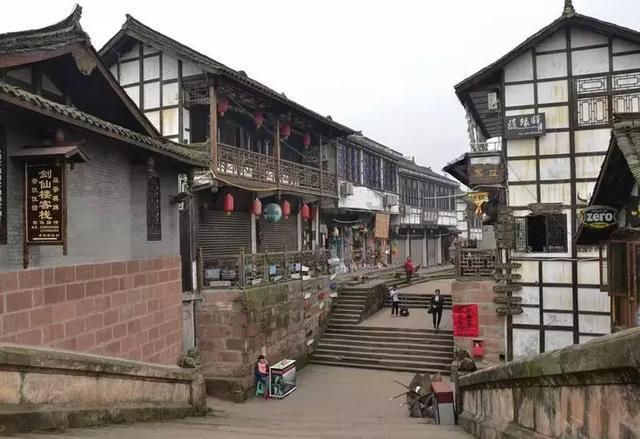 机智问答网页-精准答案尽在鼻缝哪里老是能挤出白色的东西呢?鼻子上的异物应该怎么去除呢?